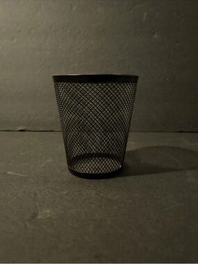 Universal Mesh Pencil Cup Holder